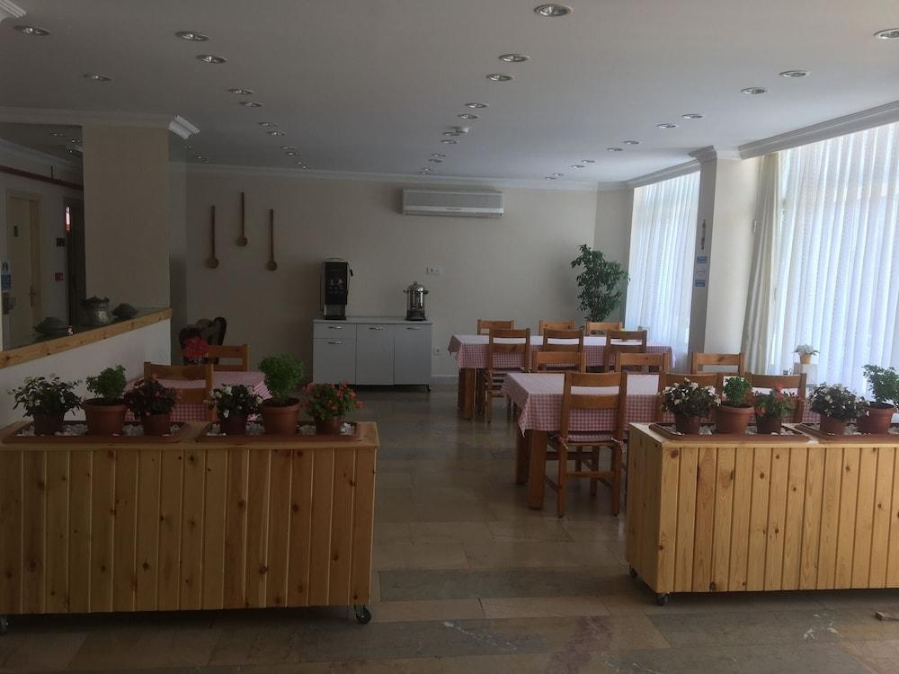 Unver Hotel Marmaris Extérieur photo