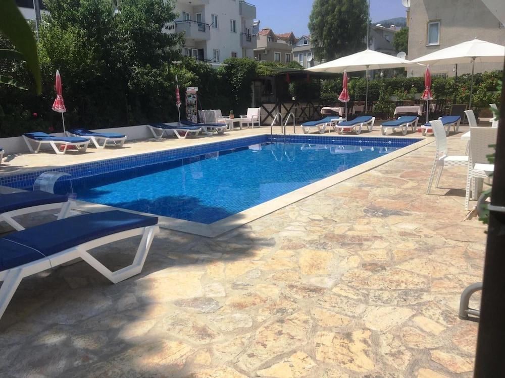 Unver Hotel Marmaris Extérieur photo