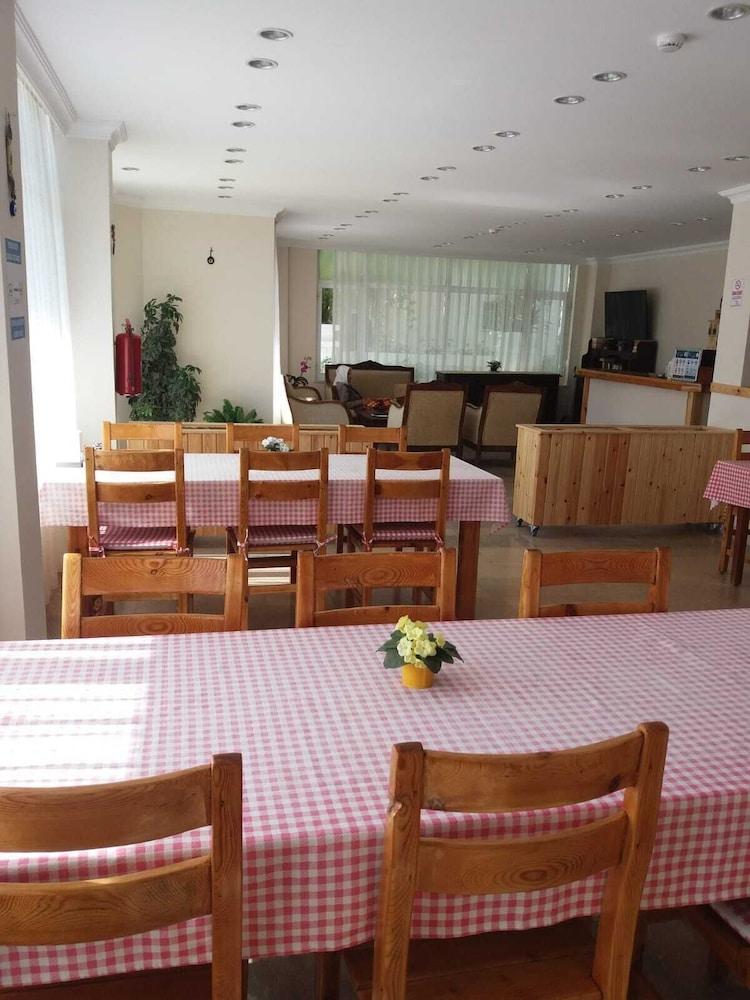 Unver Hotel Marmaris Extérieur photo